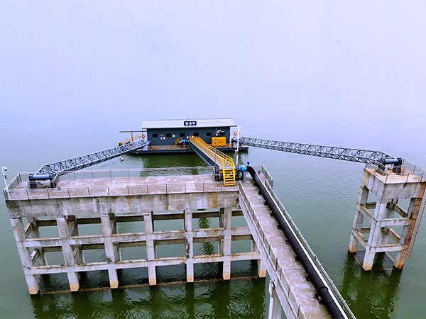 The Mi'an water intake pump ship for the Jingzhou section of the Yangtze River, constructed by our company, has been delivered to the owner