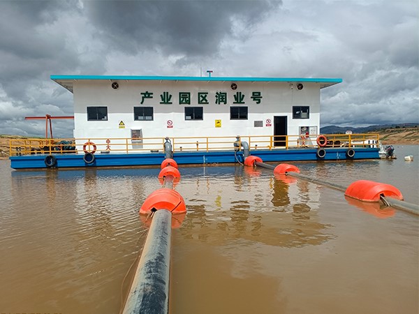 Floating tube water intake pump vessel