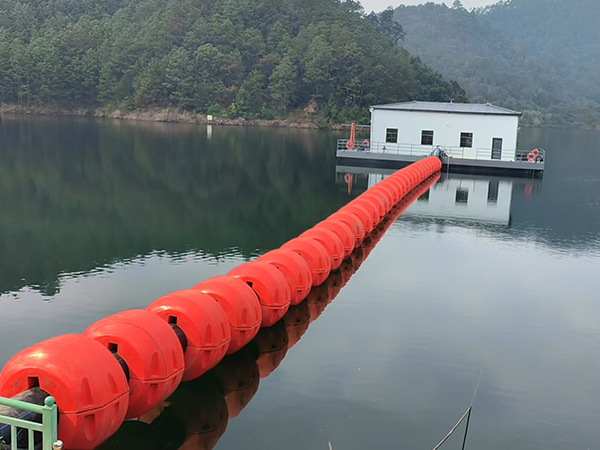 Floating tube water intake pump vessel